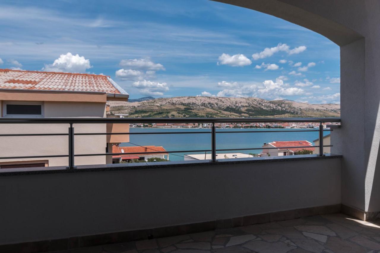 Apartments Salis Đảo Pag Ngoại thất bức ảnh