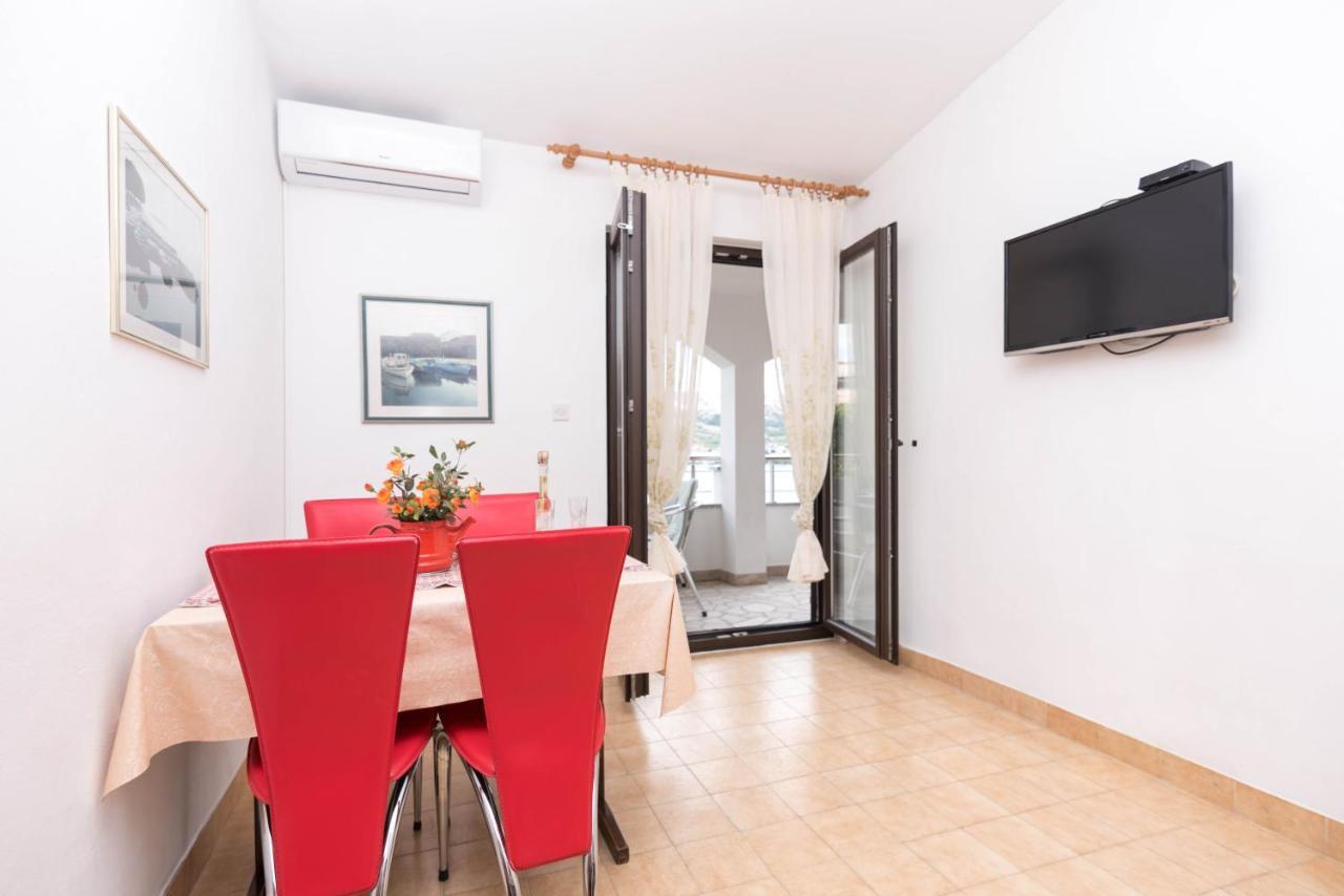 Apartments Salis Đảo Pag Ngoại thất bức ảnh