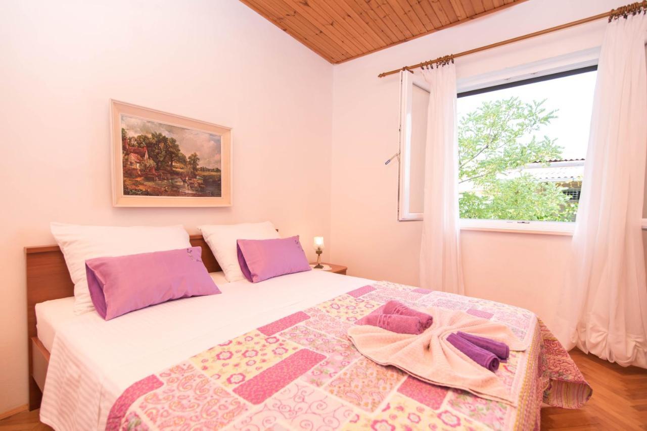 Apartments Salis Đảo Pag Ngoại thất bức ảnh